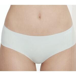 CALVIN KLEIN  Invisibles Hipster-Medium NWT